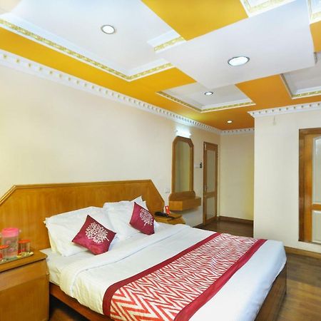 Oyo 13807 Hotel Gurupriya كوديكانال المظهر الخارجي الصورة